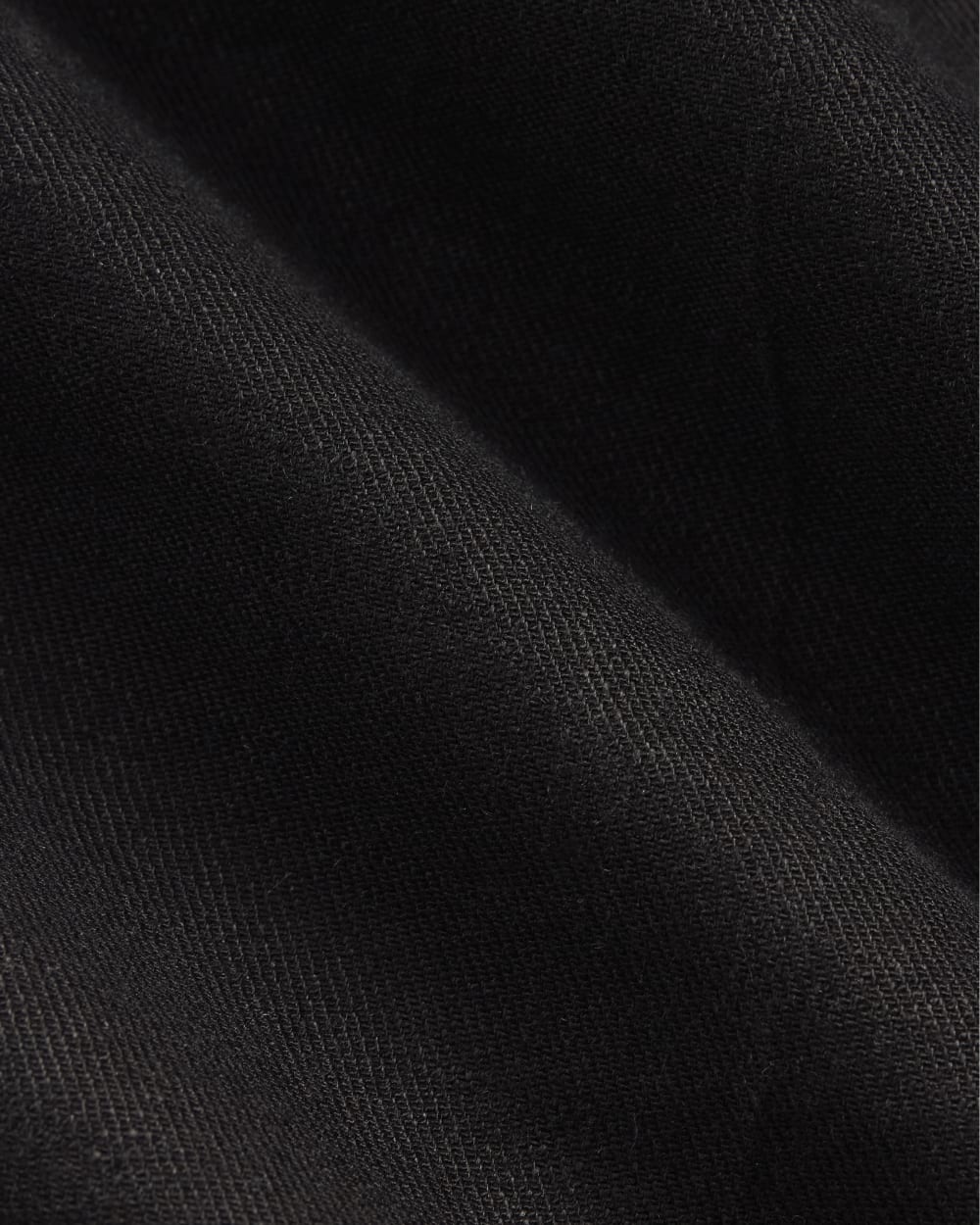 The Pleated Short in Stretch Linen | Black