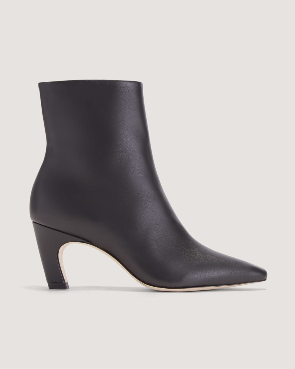The Short Banana Boot | Black