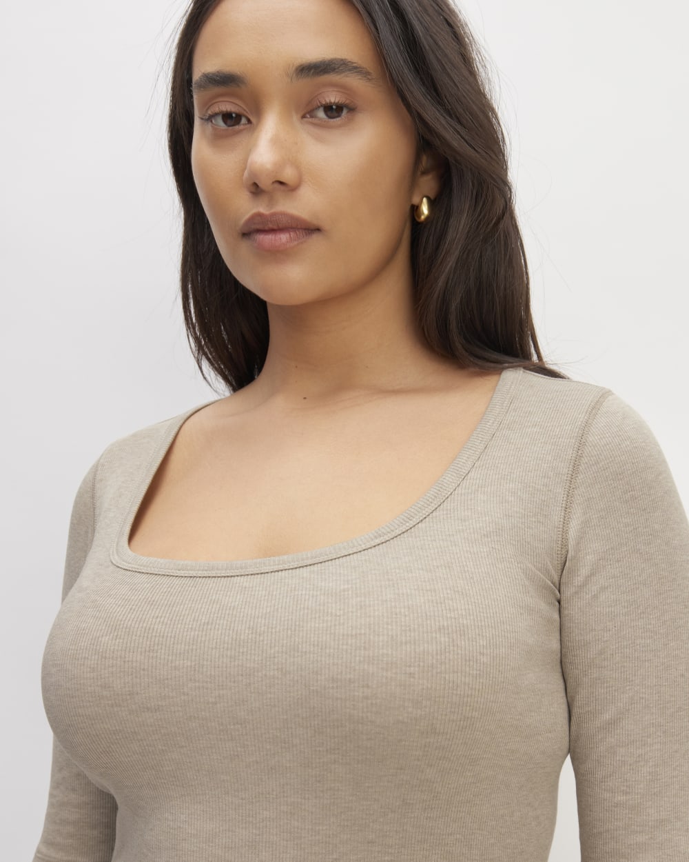 The Luxe Rib Scoop-Neck Tee | Heathered Tan