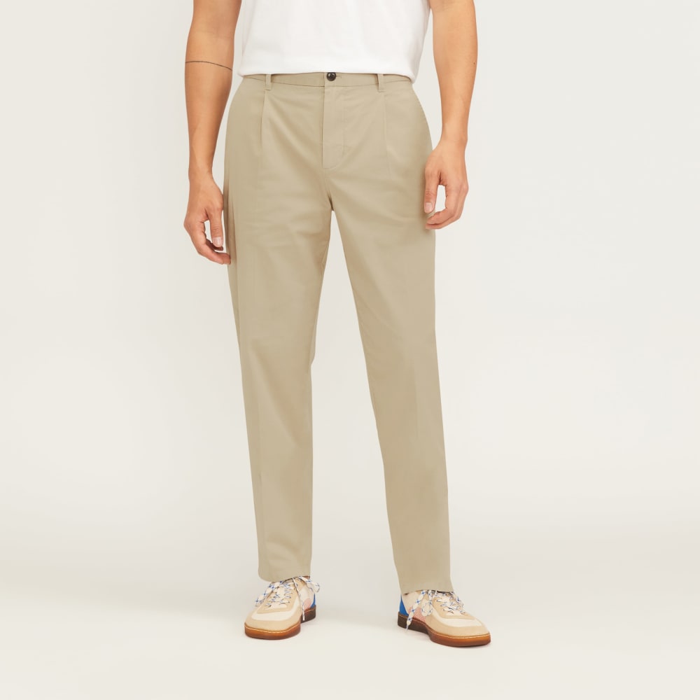 The Pleated Air Chino | Trench Coat Khaki