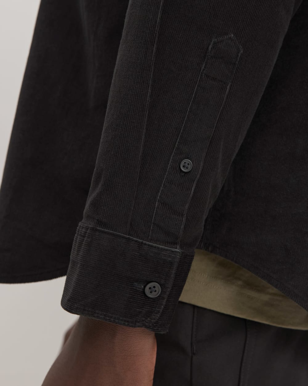 The Relaxed Corduroy Shirt  | Black