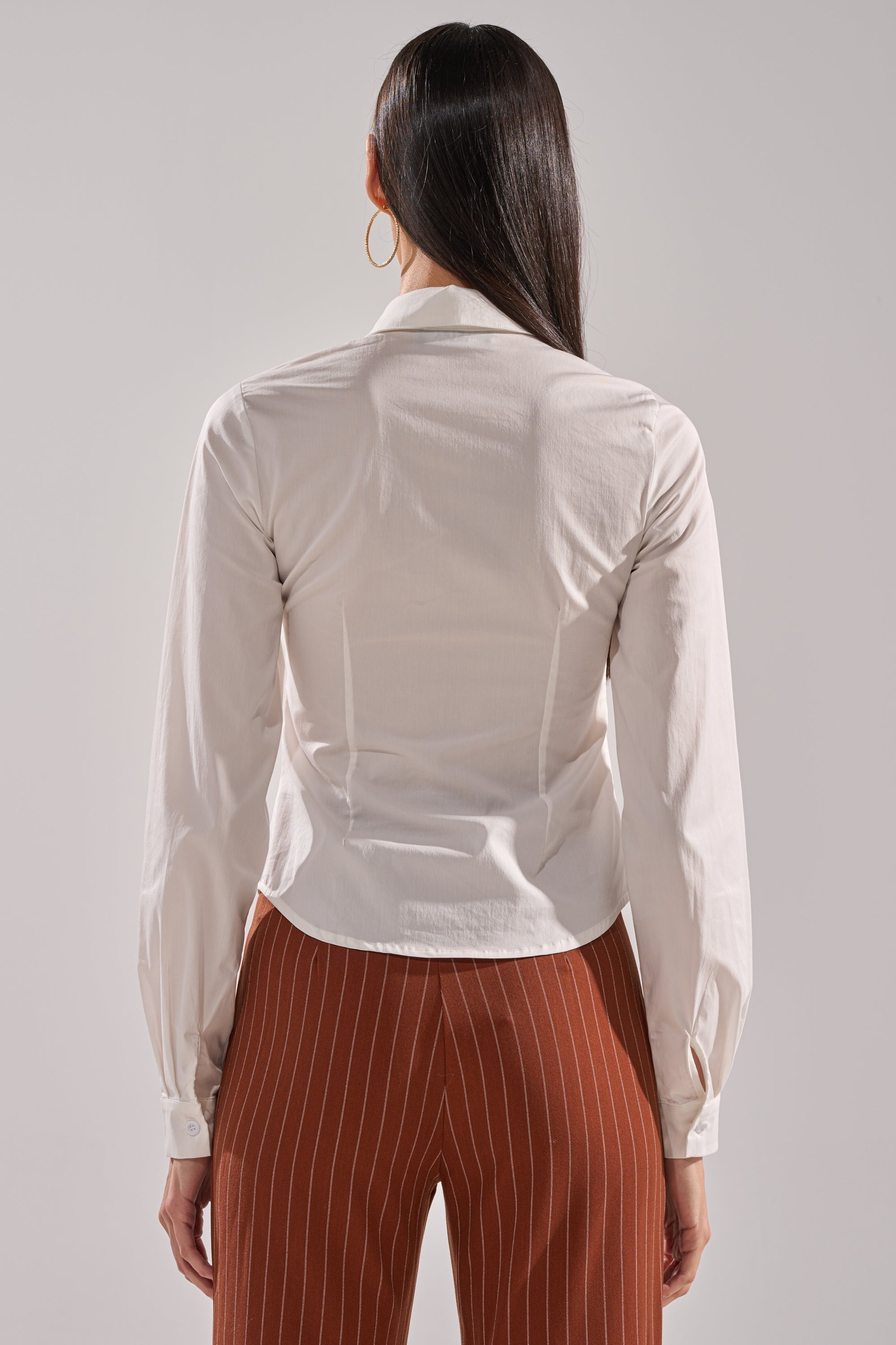 BUSINESS FIRST BUTTON DOWN
