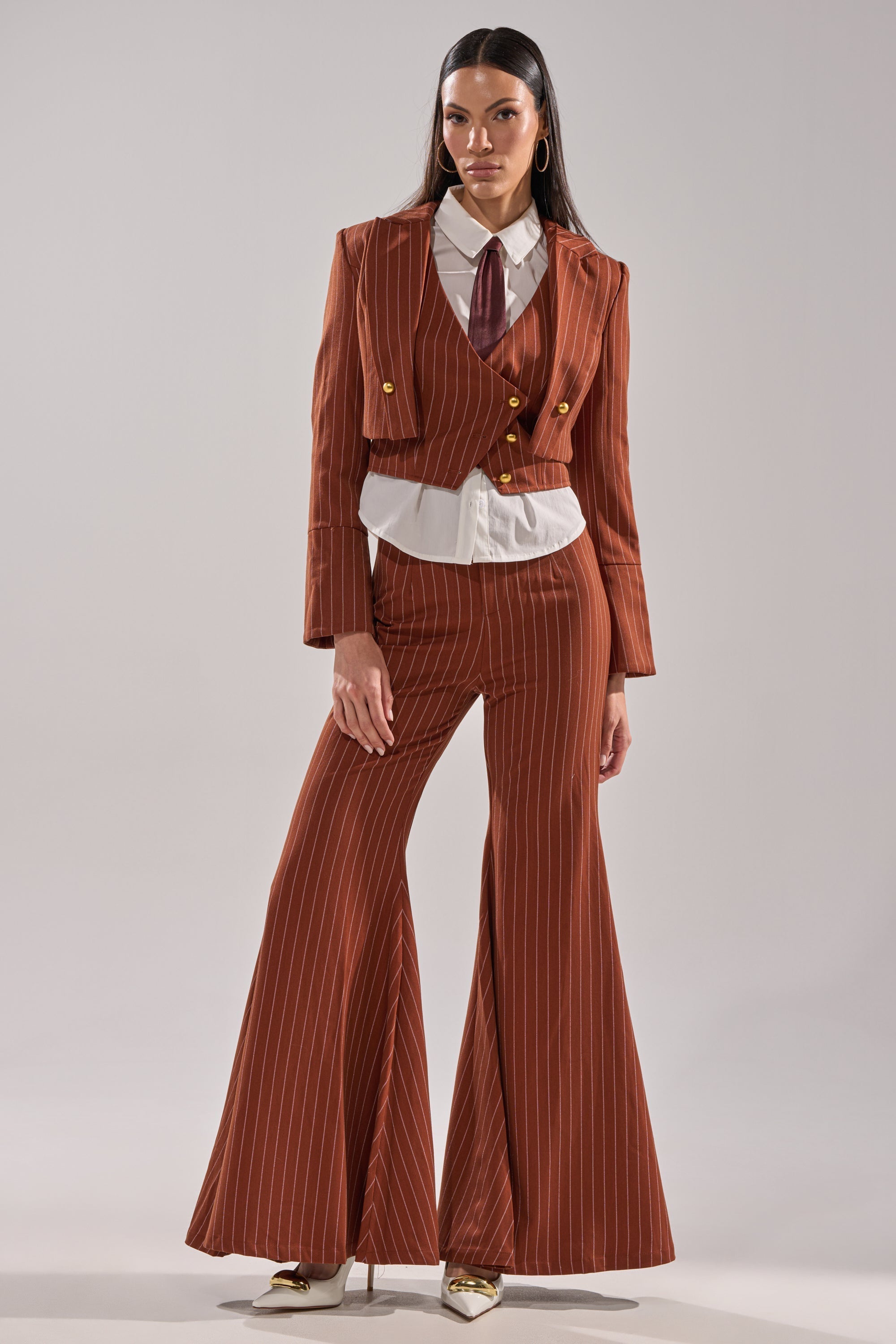 BUSINESS FIRST VEST