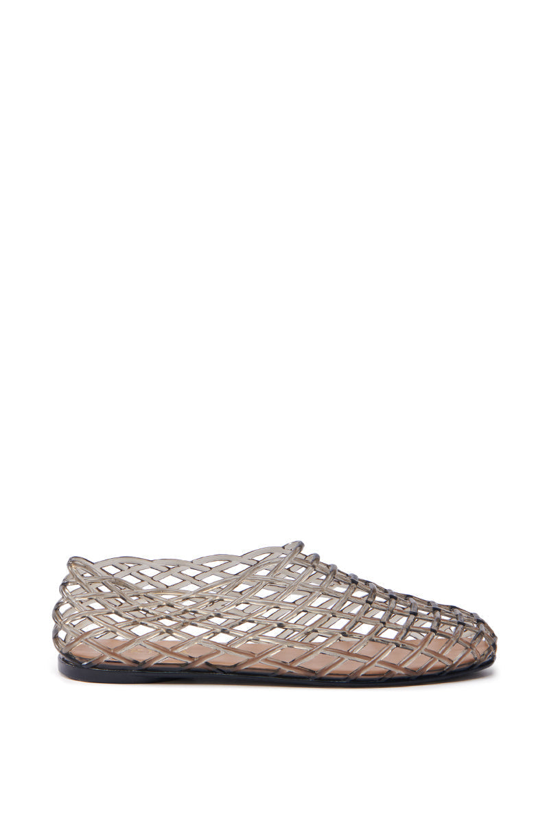 AKIRA LINUS BLACK FLAT
