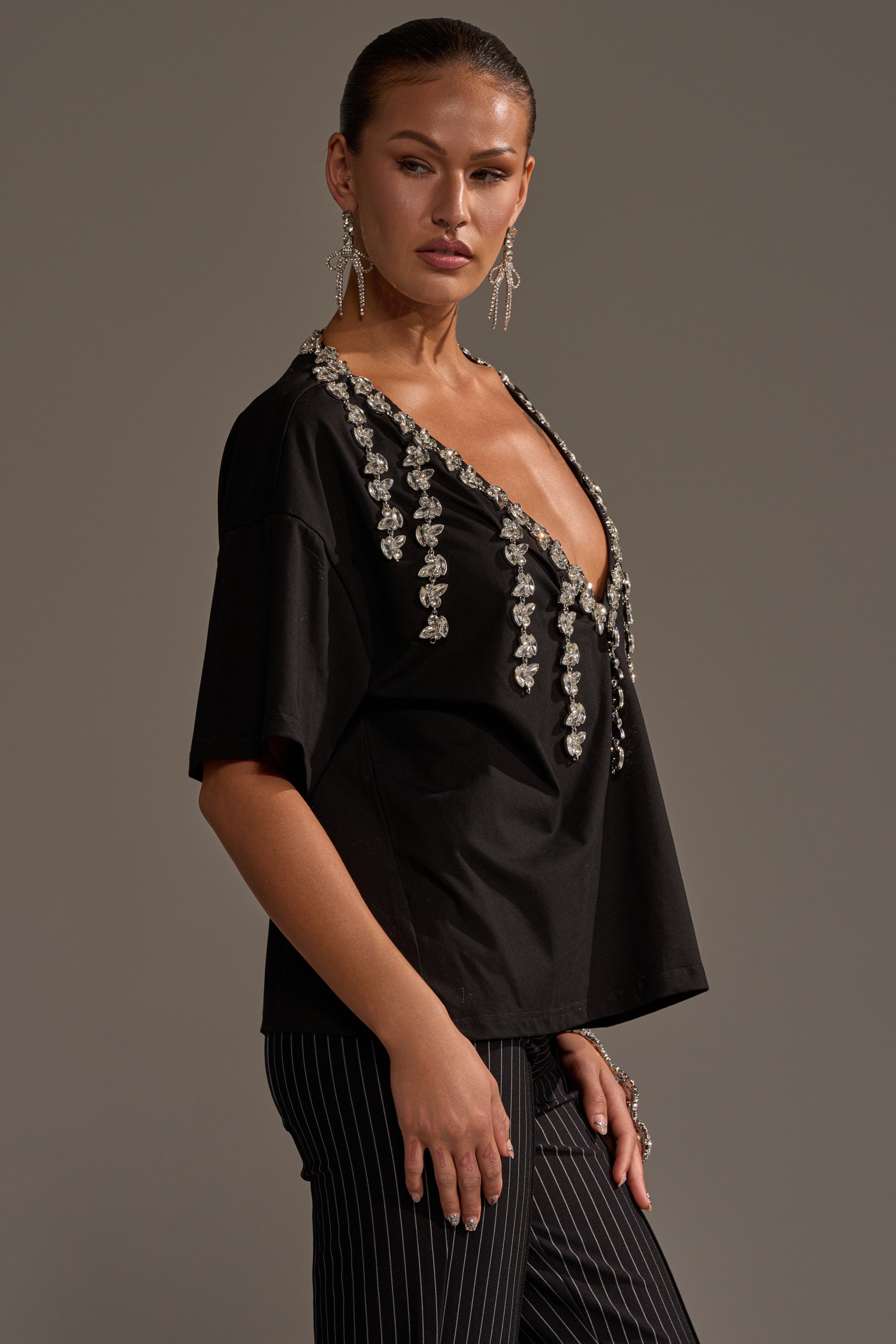 RHINESTONE QUEEN OVERSIZED TEE