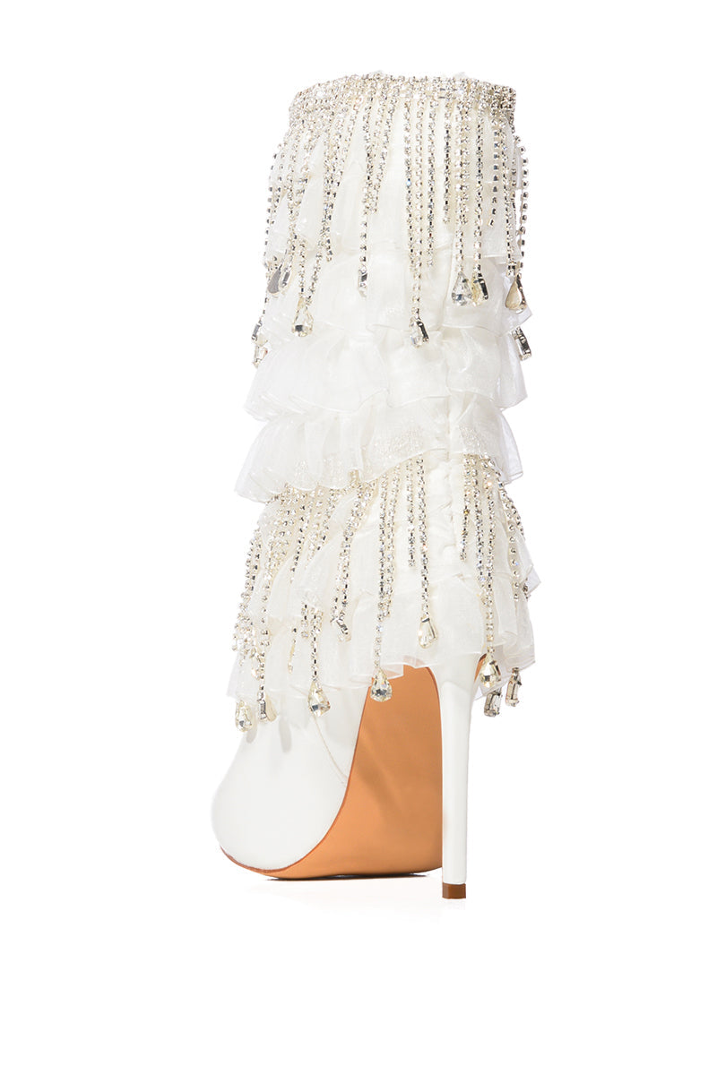 AZALEA WANG LEXLEY WHITE DIAMOND DRIP BOOT