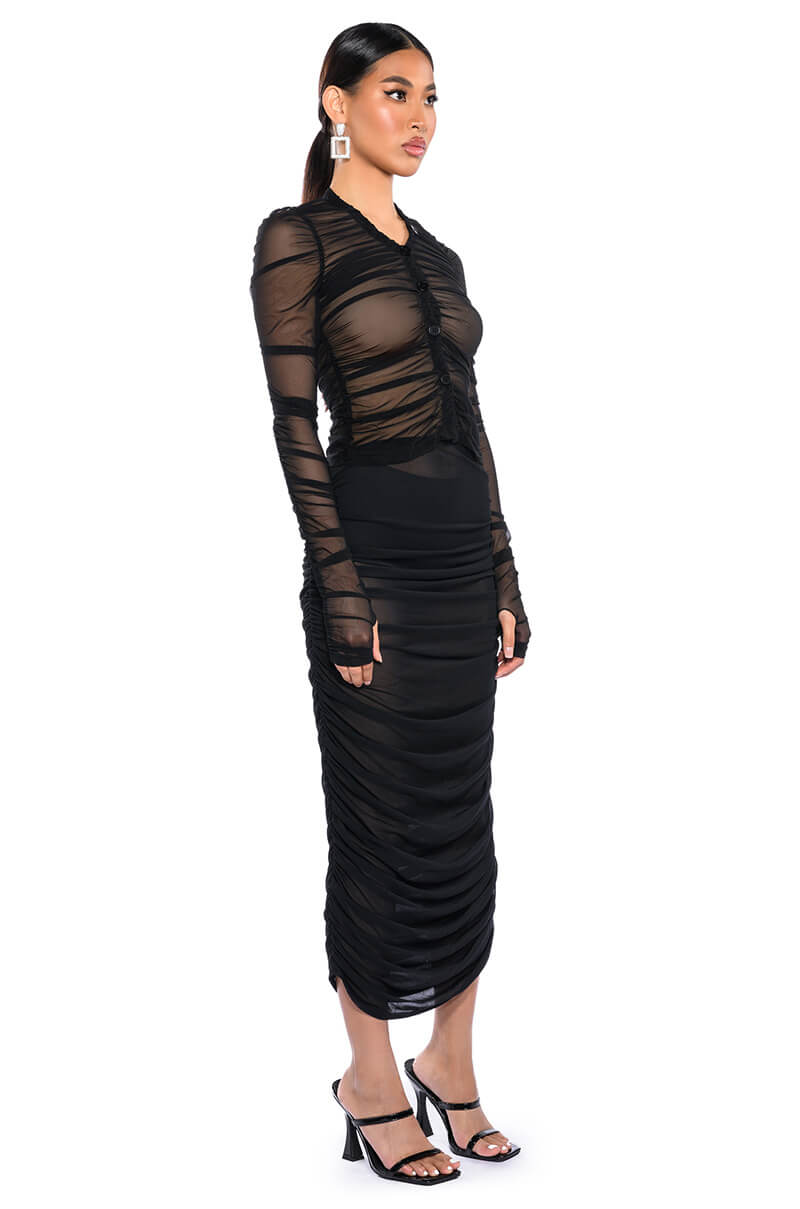 DASHING MESH TIGHT FITTED BUTTON DOWN
