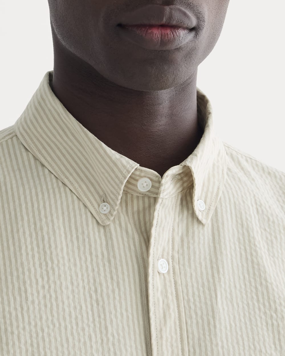 The Seersucker Long-Sleeve Shirt | Trench Coat Khaki / Natural