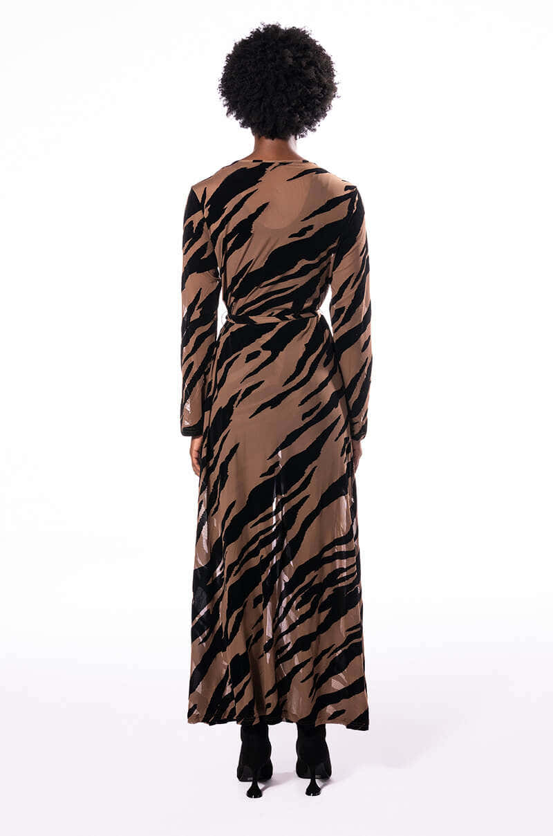 GIRL'S INSTINCT DUSTER
