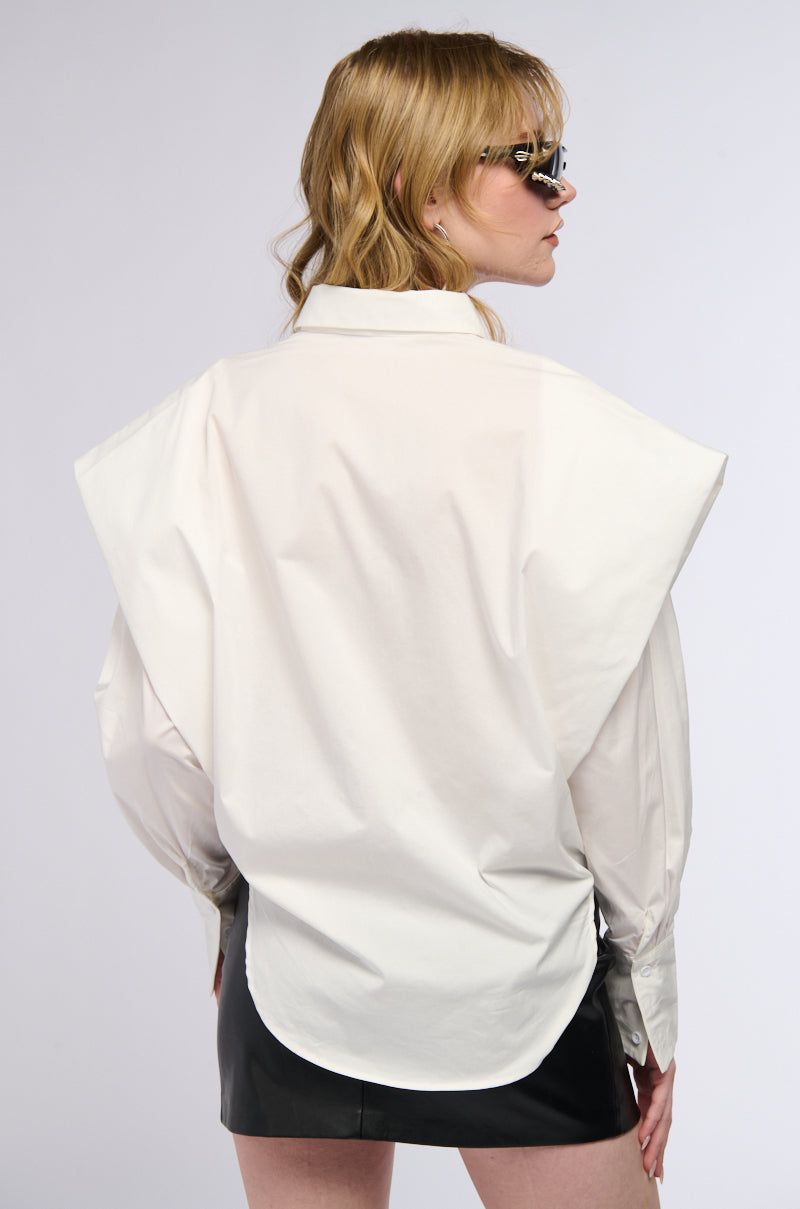 HIGH POINTED SHOULDER BUTTON DOWN POPLIN SHIRT
