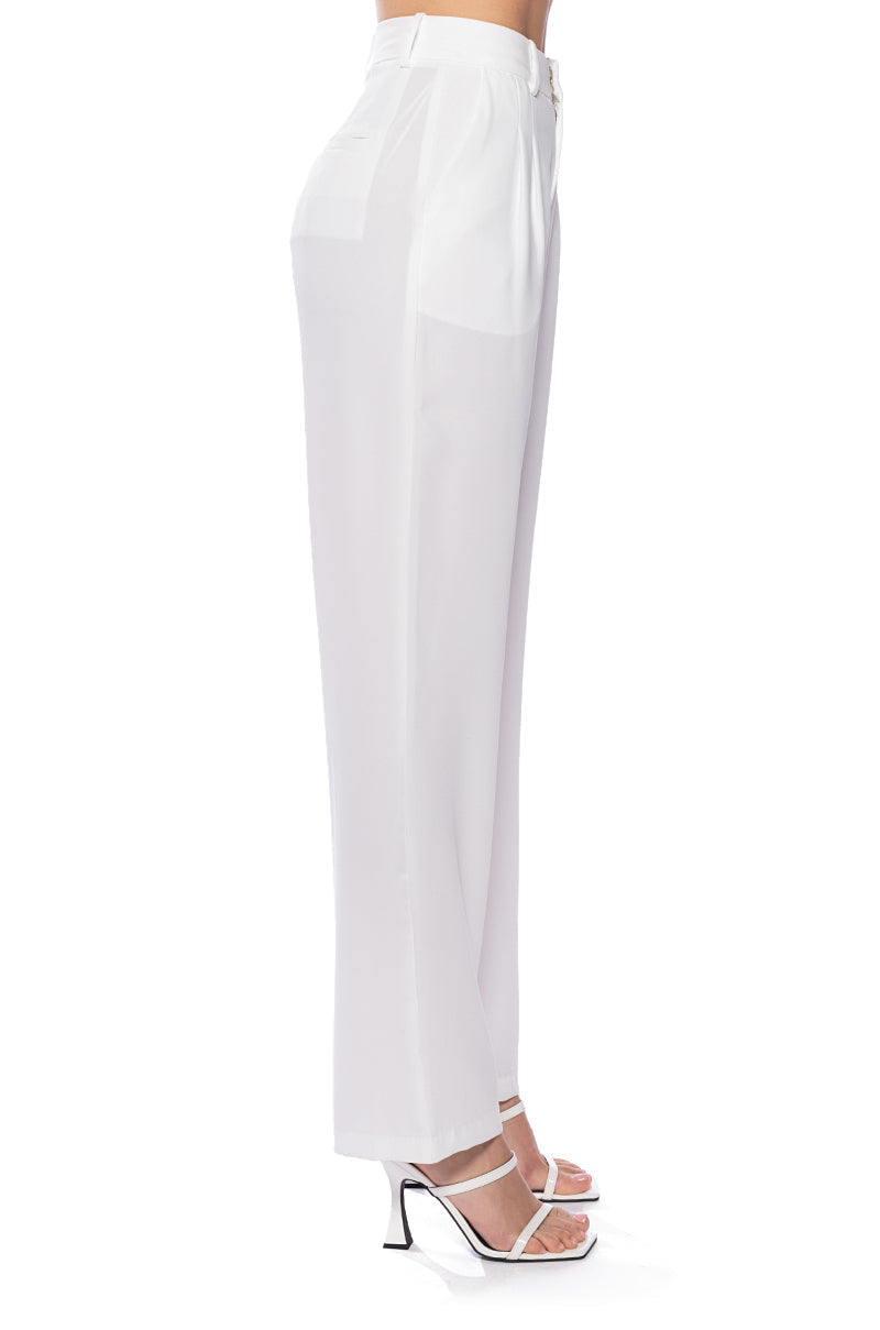 THE HAMPTONS STRAIGHT LEG TROUSER